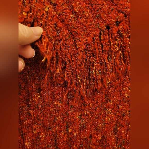 Alfred Dunner Red Speckled Fringe Collar Sweater Size Medium - Picture 3 of 9